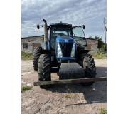 Трактор New Holland T8040