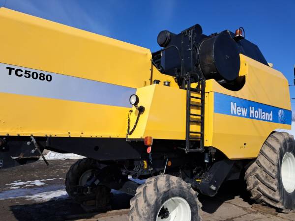 Комбайн New Holland TC 5080 (2013)