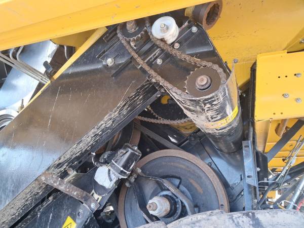 Комбайн New Holland TC 5080 (2013)