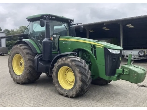 Трактор John Deere 8335 R (2014)