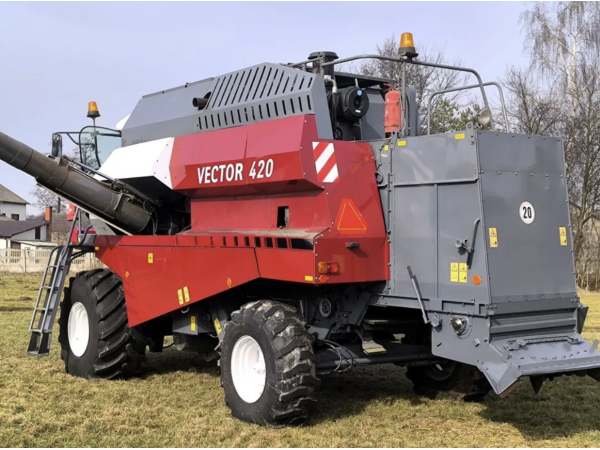 Комбайн Rostselmash Vector 420 (2012)