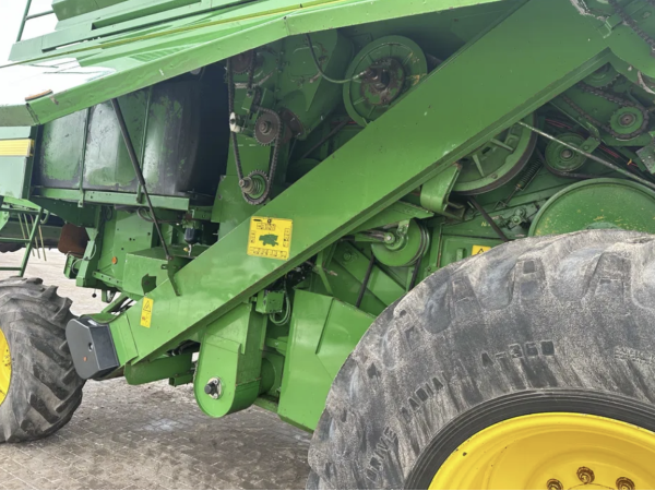 Комбайн John Deere 2266 Hillmaster (1998)