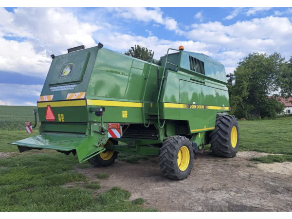 Комбайн John Deere 2064 (1996)
