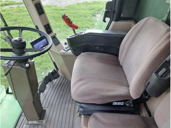 Комбайн John Deere 2064 (1996)