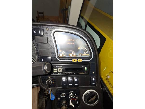 Навантажувач JCB 531-70 Agri (2014)