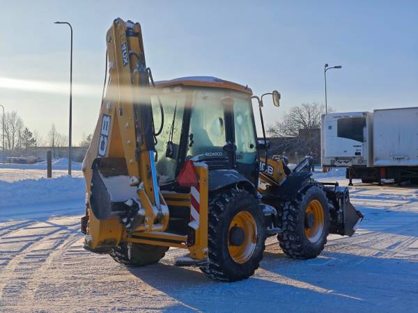 Екскаватор-навантажувач JCB 4CX (2013)