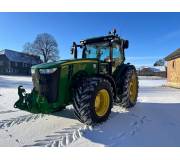 Трактор John Deere 8310R