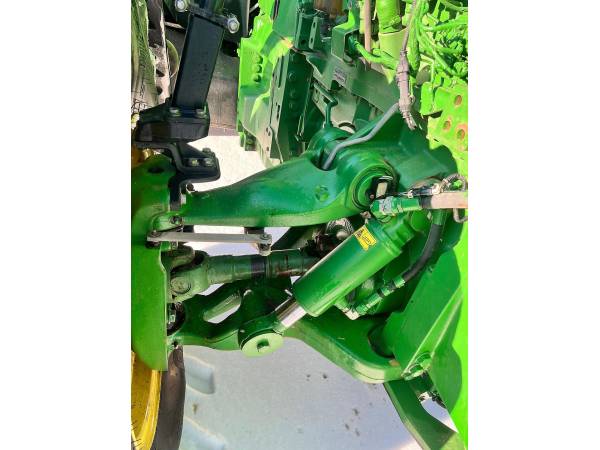 Трактор John Deere 8310R (2013)