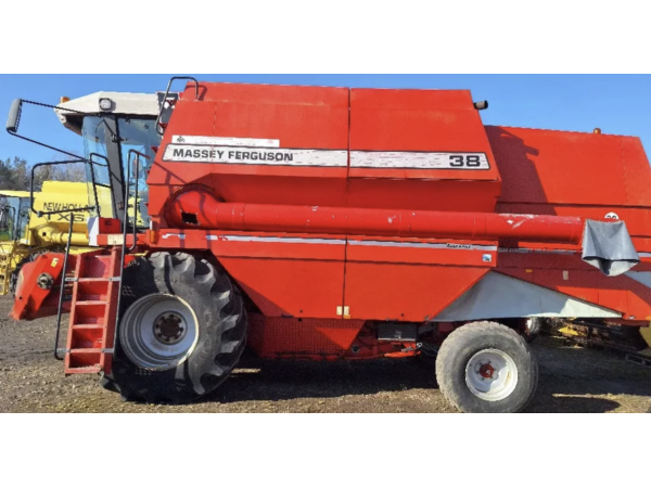 Комбайн Massey Ferguson 38 (1997)