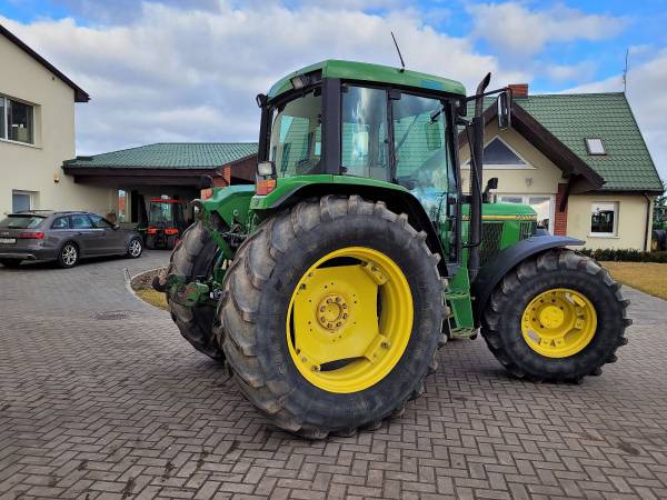 Трактор John Deere 6400 (1993)