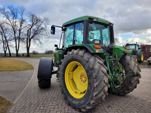 Трактор John Deere 6400 (1993)