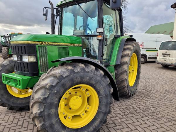 Трактор John Deere 6400 (1993)