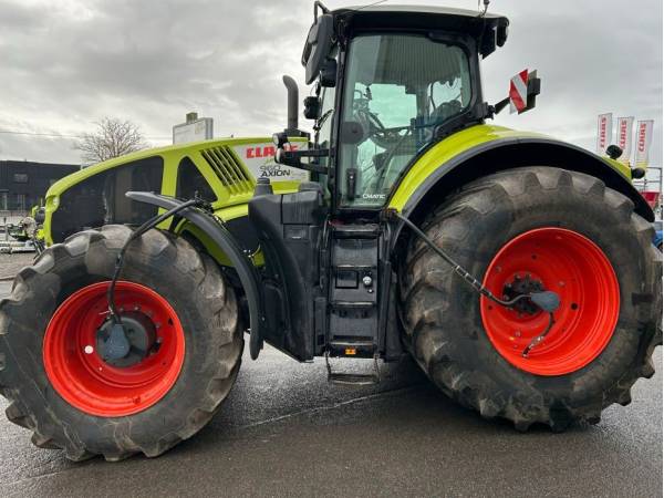 Трактор Claas Axion 960 (2019)