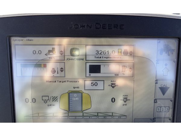 Самоходный опрыскиватель John Deere 4730 (2008)