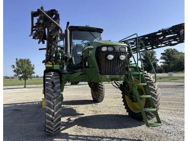 Самоходный опрыскиватель John Deere 4730 (2008)