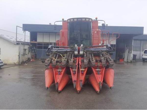 Комбайн Case IH 2388 Axial-Flow 