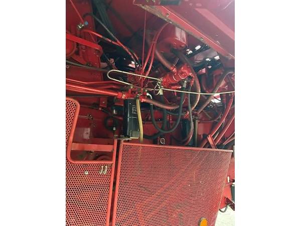 Комбайн Case IH 2388 (2002)