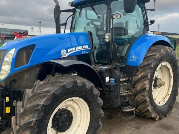 Трактор New Holland T7.235 (2014)