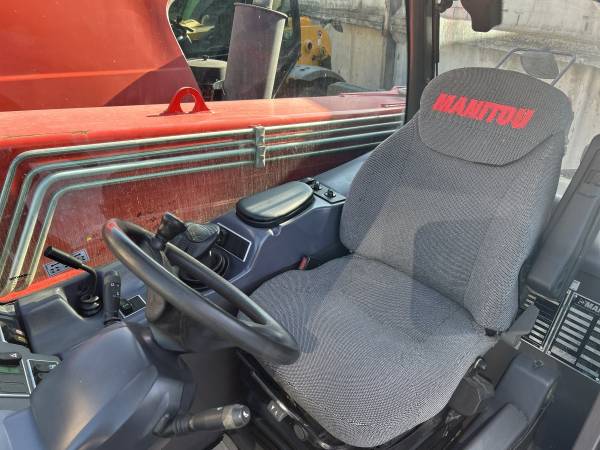 Навантажувач Manitou MLT 735-120 LSU (2013)