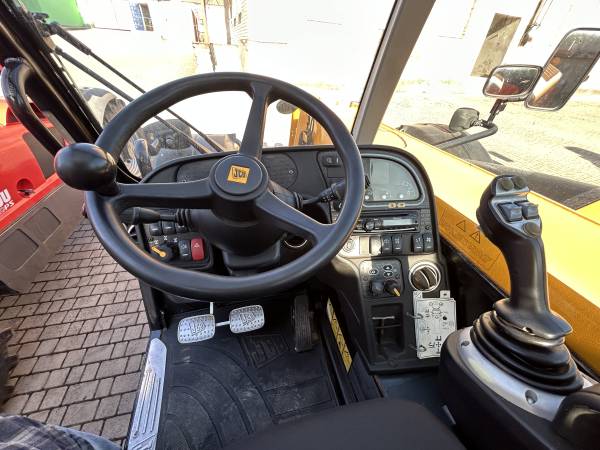 Навантажувач JCB 536-70 Agri Super (2015)