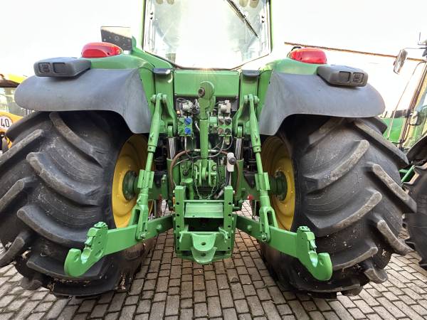 Трактор John Deere 7530 (2008)