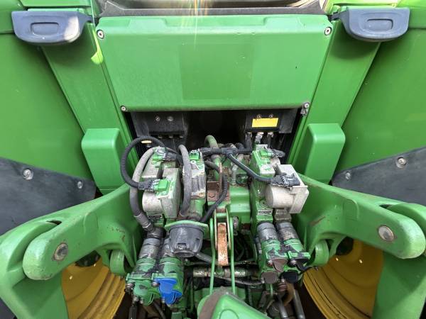 Трактор John Deere 7530 (2008)