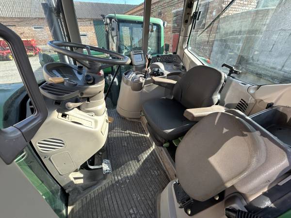 Трактор John Deere 7530 (2008)