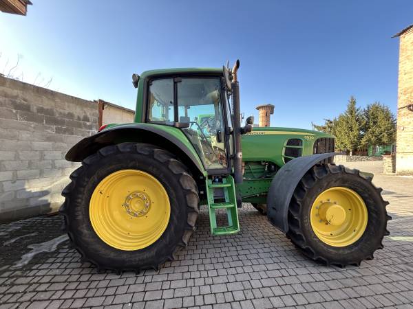 Трактор John Deere 6930 (2010)