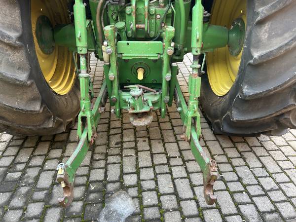 Трактор John Deere 6930 (2010)