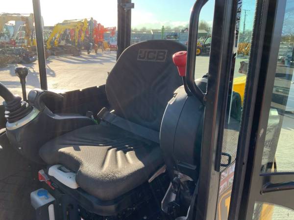 Мини-экскаватор JCB 8026 CTS (2022)