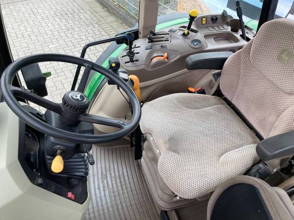 Трактор John Deere 5090M (2019)