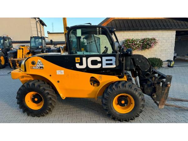 Погрузчик JCB 520-40 (2015)