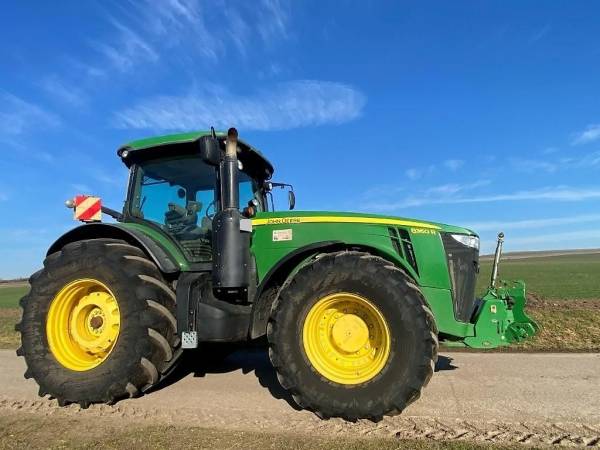 Трактор John Deere 8360R (2014)