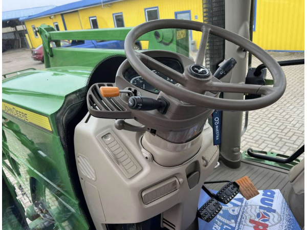 Трактор John Deere 6140 R (2013)