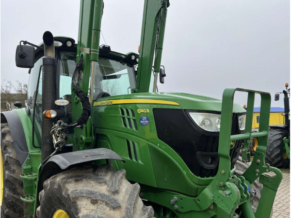 Трактор John Deere 6140 R (2013)
