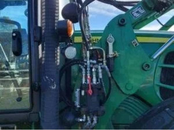 Трактор John Deere 6830 (2011)
