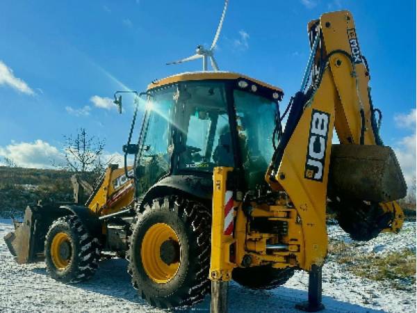 Екскаватор-навантажувач JCB 3CX (2018)