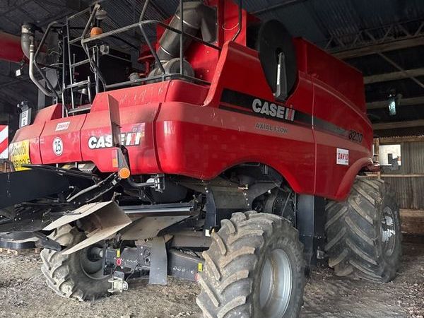 Комбайн Case IH Axial-Flow 8230 (2010)