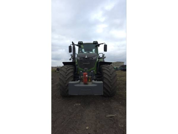 Трактор Fendt 1038 Vario (2020)