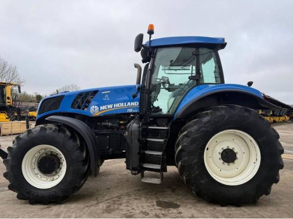 Трактор New Holland T8.300 (2015)