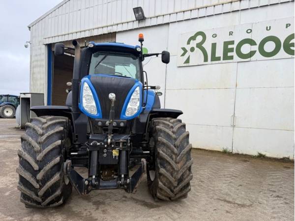 Трактор New Holland T8.300 (2015)