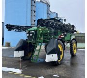 Самохідний обприскувач John Deere 4730