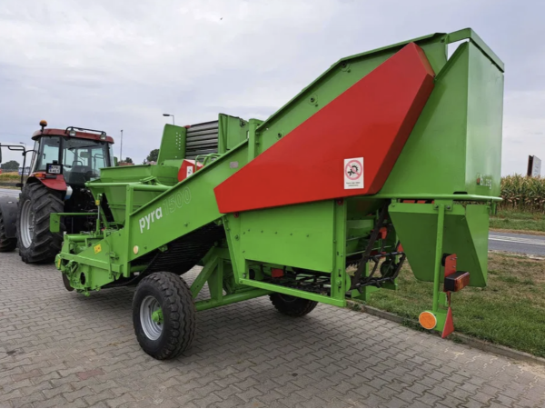 Картофелеуборочный комбайн Unia Pyra 1500 (2012)