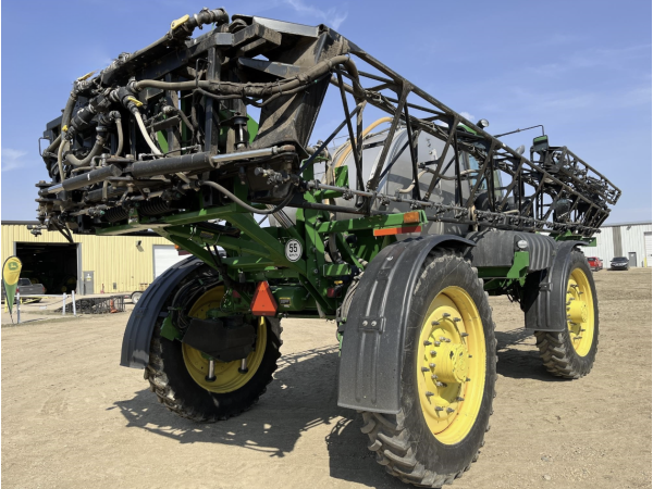 Опрыскиватель John Deere 4940 (2013)