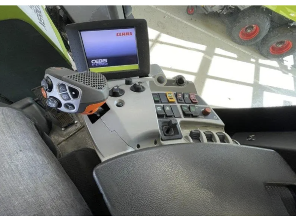 Трактор Claas Xerion 5000 (2016)