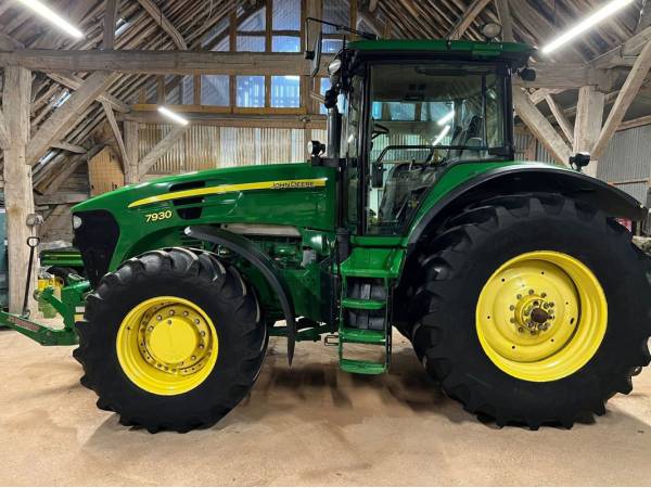 Трактор John Deere 7930 (2008)