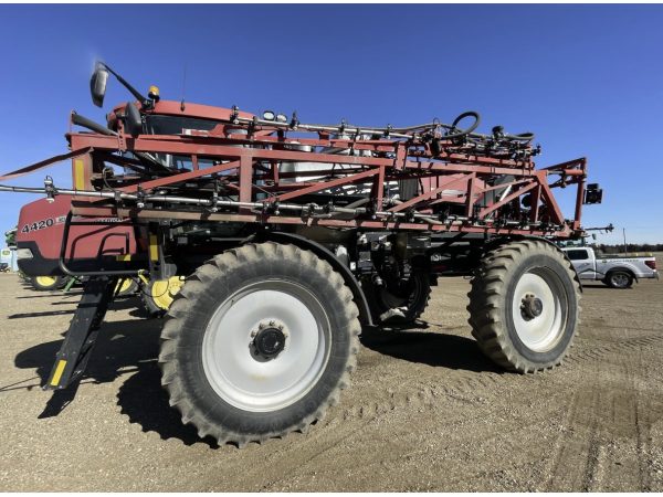 Обприскувач Case IH Patriot 4420 (2011)