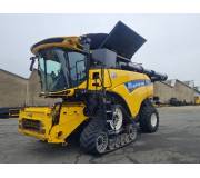 Комбайн New Holland CR 10.90