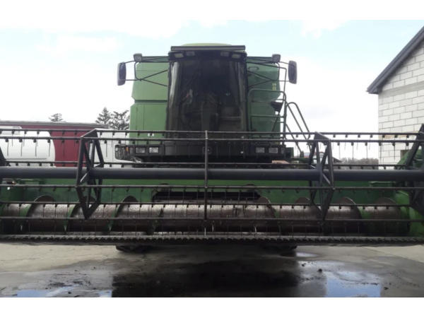 Комбайн John Deere 2066 (1996)
