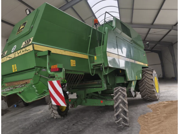 Комбайн John Deere 2064 Hill Master (1994)